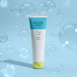 FOTKA - Drky pod stromeek, kter pot kadou enu