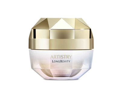 FOTKA - Drky pod stromeek, kter pot kadou enu