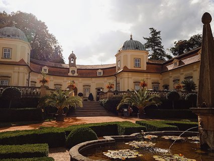 FOTKA - Putovn po jin Morav  Buchlovice, Vizovice