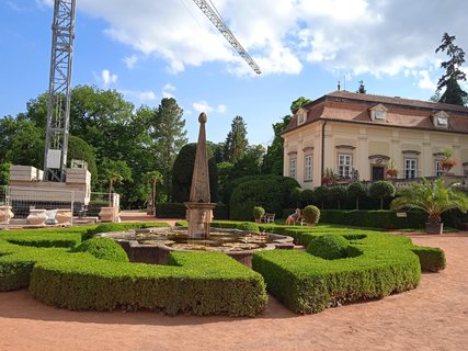 FOTKA - Putovn po jin Morav  Buchlovice, Vizovice