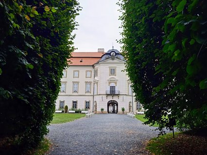 FOTKA - Putovn po jin Morav  Buchlovice, Vizovice