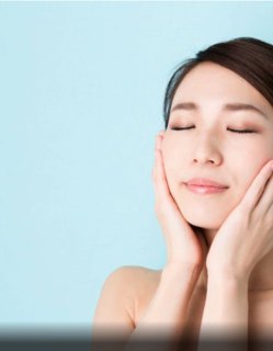 FOTKA - Zima bez vysuen pleti: jak vm ist a zvlhen vzduch zmn skin care rutinu