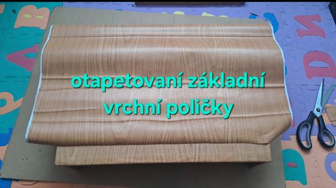 FOTKA - Vyrob si sama: Poli�ky do vitr�ny nebo sk���ky z karton� bez vrt�n�