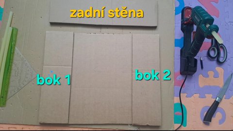 FOTKA - Vyrob si sama: Poli�ky do vitr�ny nebo sk���ky z karton� bez vrt�n�