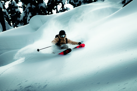 FOTKA - Ly�a�sk� kolekce zna�ky Columbia pro celodenn� pohodu na hor�ch