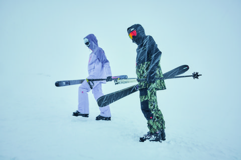 FOTKA - Ly�a�sk� kolekce zna�ky Columbia pro celodenn� pohodu na hor�ch