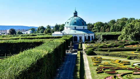 FOTKA - Putov�n� po ji�n� Morav� � Kv�tn� zahrada Krom���