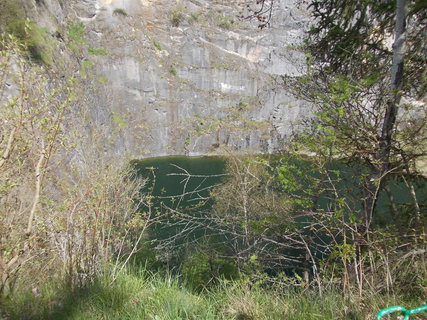 FOTKA - Putov�n� po Karl�tejn�