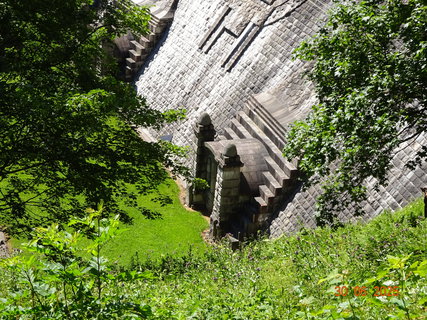 FOTKA - Proch�zka k Labsk� p�ehrad�