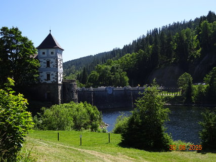 FOTKA - Proch�zka k Labsk� p�ehrad�