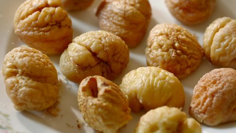 FOTKA - Co na�e babi�ky um�ly a na co my jsme zapomn�li - Dom�c� kouzla