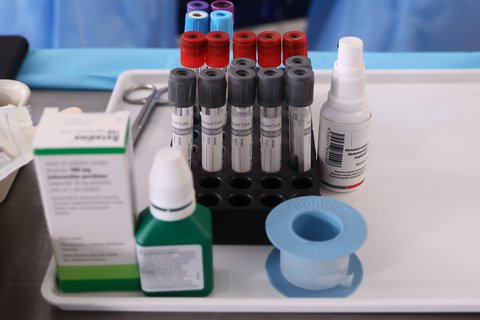 FOTKA - Docu-reality seri�l Nemocnice 24/7: Z�chrana lidsk�ho �ivota spo��v� v okam�it� diagn�ze a spr�vn�m rozhodnut�