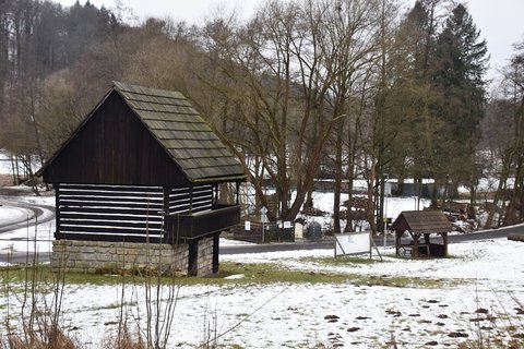 FOTKA - D�m p��rody �esk�ho r�je