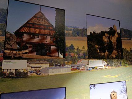 FOTKA - D�m p��rody �esk�ho r�je