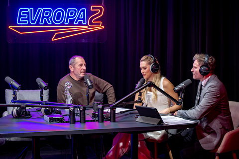 FOTKA - Nejlep�� interpreti roku 2025 podle Evropy 2 jsou zn�m�