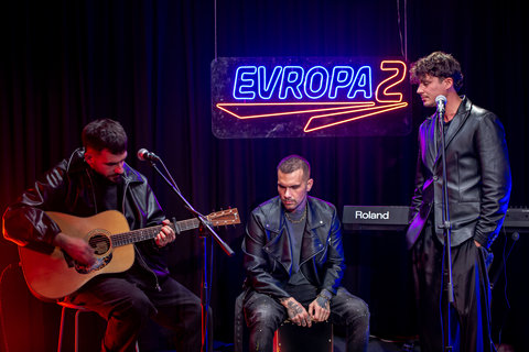 FOTKA - Nejlep�� interpreti roku 2025 podle Evropy 2 jsou zn�m�