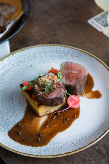 FOTKA - Nejromanti�t�j�� Valent�n nen� o kytici ani o �perku, ale o spole�n�m �ase