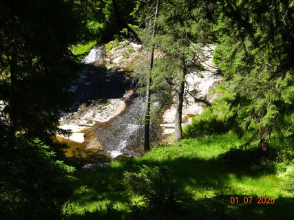 FOTKA - Vodop�dy na horn�m toku Labe