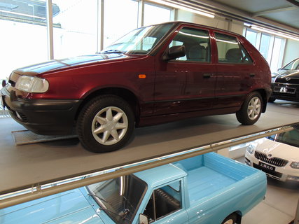 FOTKA - I tady jsme byli - Muzeum �koda, Mlad� Boleslav