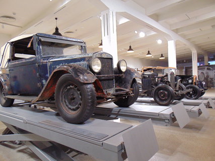 FOTKA - I tady jsme byli - Muzeum �koda, Mlad� Boleslav