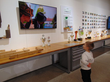 FOTKA - I tady jsme byli - Muzeum �koda, Mlad� Boleslav