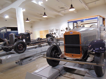 FOTKA - I tady jsme byli - Muzeum �koda, Mlad� Boleslav