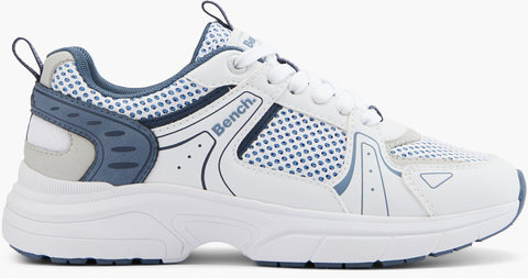 FOTKA - Vykro�te do jara v nov�ch tenisk�ch