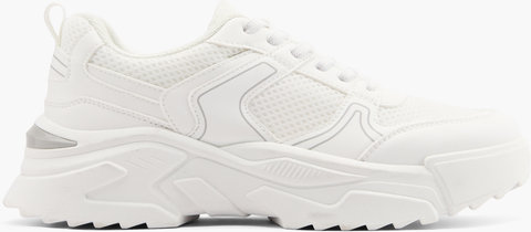 FOTKA - Vykro�te do jara v nov�ch tenisk�ch