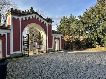 FOTKA - Z�mek Karlova Koruna