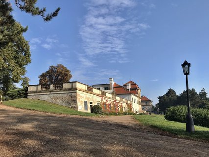 FOTKA - Z�mek Karlova Koruna