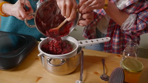 FOTKA - Co na�e babi�ky um�ly a na co my jsme zapomn�li - Pasteveck� pes