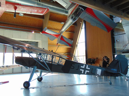 FOTKA - I tady jsme byli - Leteck� muzeum Metod�je Vlacha