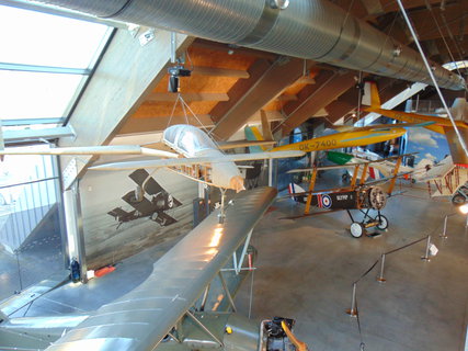 FOTKA - I tady jsme byli - Leteck� muzeum Metod�je Vlacha