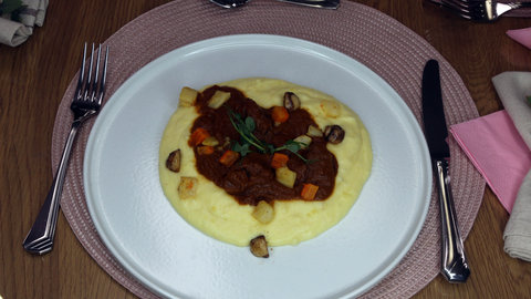 FOTKA - Prost�eno � 23. 3. 2026 � Karol�na