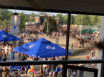 FOTKA - Na koncert� skupiny Nazareth v Ostrav�