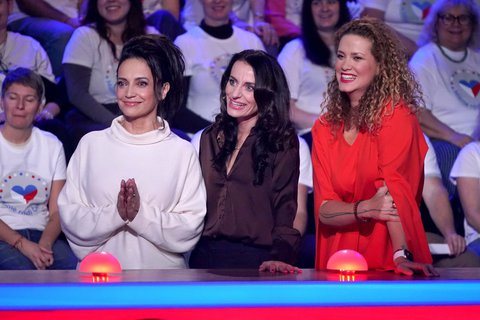 FOTKA - M�me r�di Lucii! Klenot �esk� hudebn� sc�ny slav� kulatiny v M�me r�di �esko