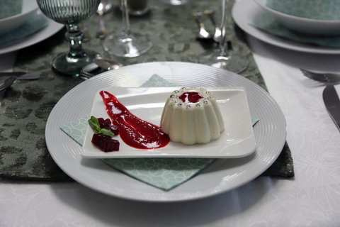 FOTKA - Prost�eno � 13. 4. 2026 � Karol�na