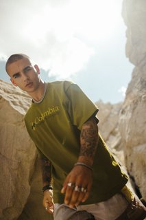 FOTKA - Nov� kolekce Columbia Icons se inspirovala divok�mi kv�ty stezky v Oregonu