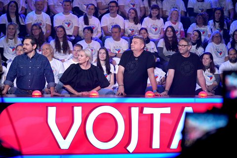 FOTKA - R�dia v souboji! Dudek Kotek z country lesa, Dan Kohout: �Budu tch�nem!� Kiss podpl�c� Libora!