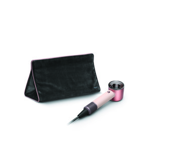 FOTKA - Dyson p�edstavuje nov� vysou�e� vlas� Supersonic Travel