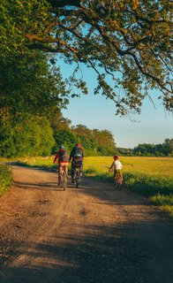 FOTKA - Vyrazte na jarn� v�let! Jako spole�n�k v�m v bat��ku nesm� chyb�t Cocofir Shot