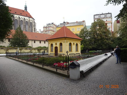 FOTKA - Franti�k�nsk� zahrada - zelen� o�za v centru m�sta