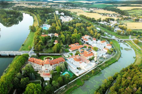 FOTKA - Pie��any a Smrd�ky pom�haj� �esk�m pacient�m na poji��ovnu s klouby i ko�n�mi onemocn�n�mi