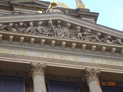 FOTKA - N�rodn� muzeum v Praze - nejv�znamn�j�� �esk� muzejn� instituce