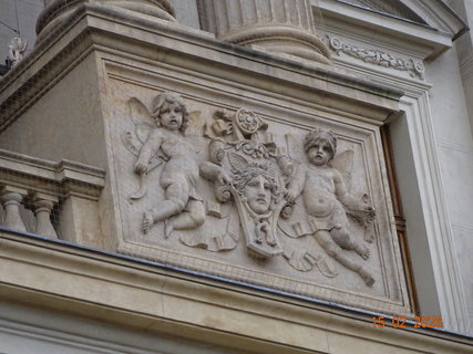 FOTKA - N�rodn� muzeum v Praze - nejv�znamn�j�� �esk� muzejn� instituce