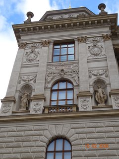 FOTKA - N�rodn� muzeum v Praze - nejv�znamn�j�� �esk� muzejn� instituce