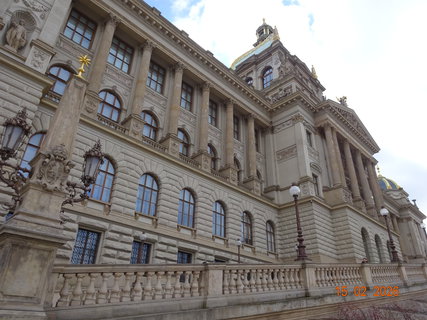 FOTKA - N�rodn� muzeum v Praze - nejv�znamn�j�� �esk� muzejn� instituce