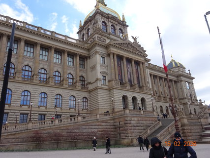 FOTKA - N�rodn� muzeum v Praze - nejv�znamn�j�� �esk� muzejn� instituce