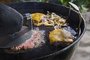 Zahradní slow food aneb Zpomalte léto s litinovým tálem Zahradní slow food aneb Zpomalte léto s litinovým tálem