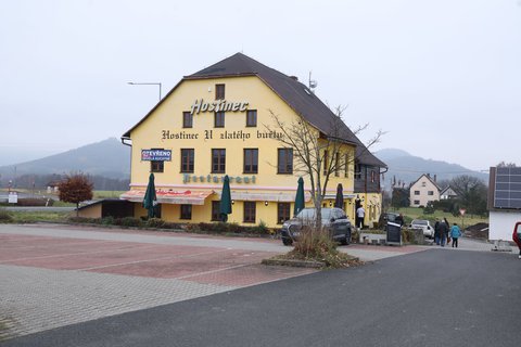 FOTKA - Ano, ��fe! 1. d�l: Jak si vede restaurace nyn�?
